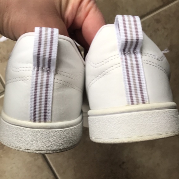 Adidas White and Rose Gold Women's Sneakers - Picture 5 of 13